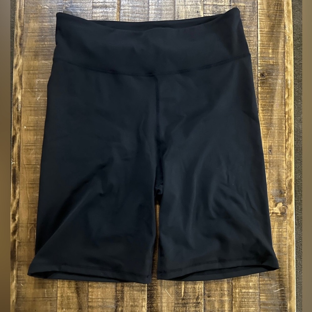 Chelsea Deboer by Lily & Lottie Black Bike Shorts BNWOT
